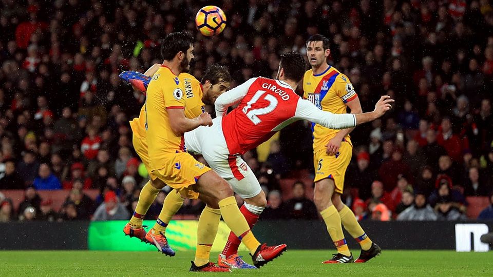 Selebrasi Olivier Giroud usai bobol gawang Crystal Palace. Copyright: © Adam Davy/PA Images via Getty Images